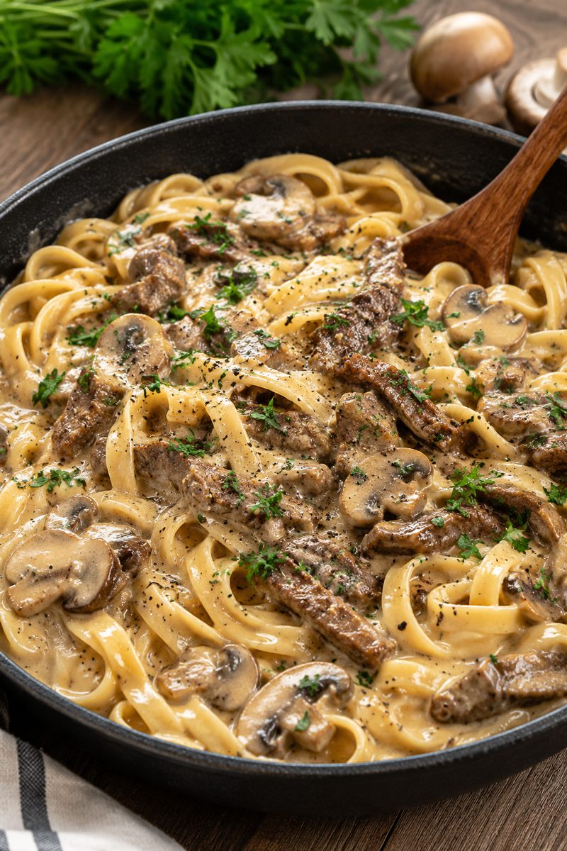 Old-Fashioned Beef Stroganoff